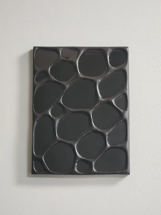 Gloss black painting on wall